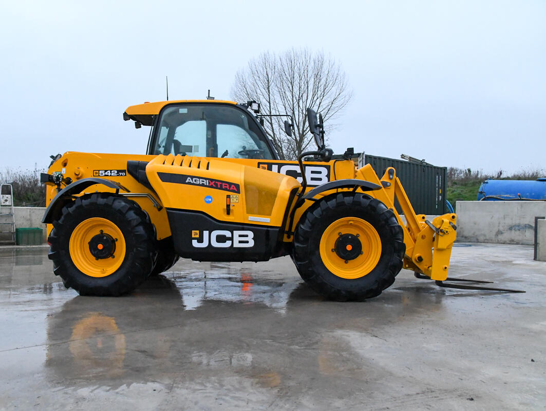 2023 JCB 542-70 AgriXtra