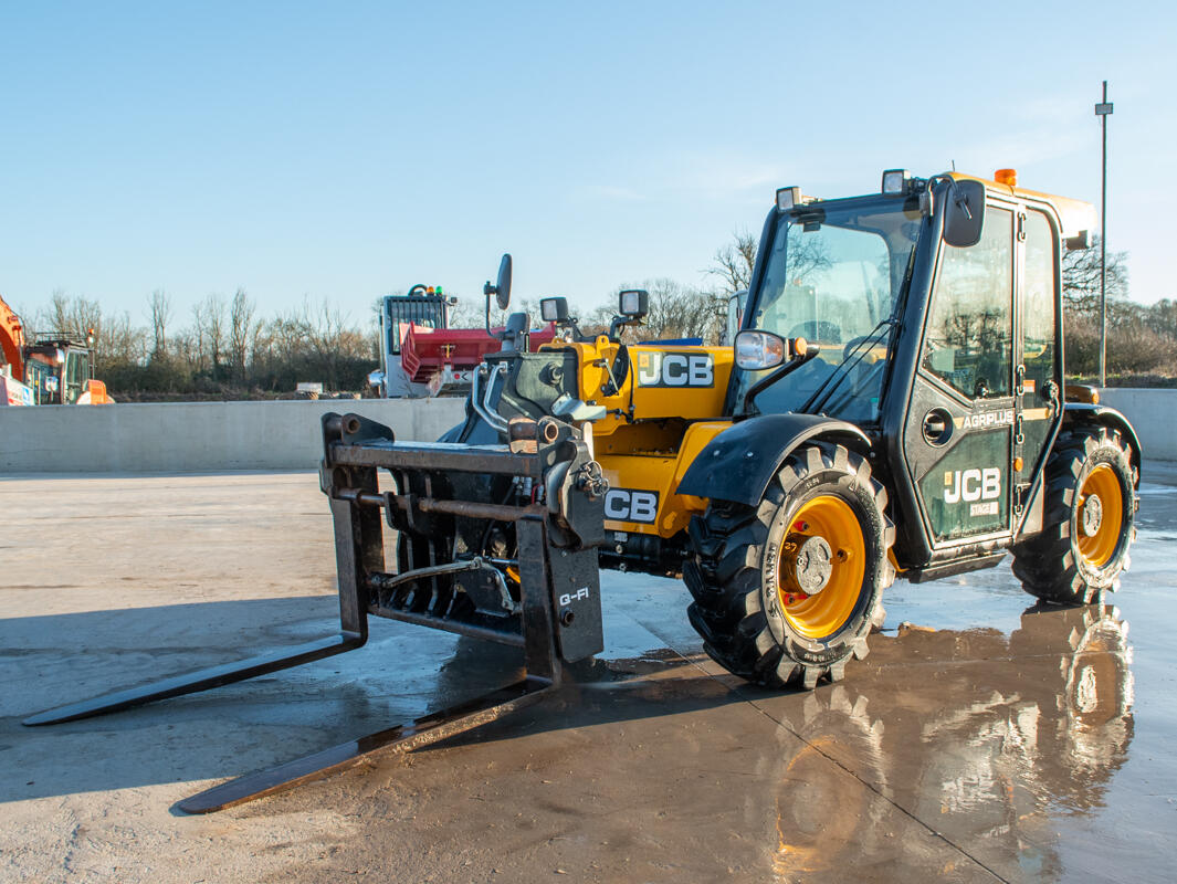 2023 525-60 Agri Plus Telehandler on a washbay
