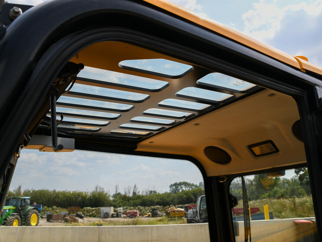JCB 525-60 AgriSuper Telehandler on washbay