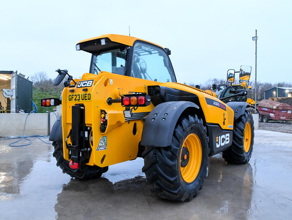 2024 JCB 542-70 AgriXtra 