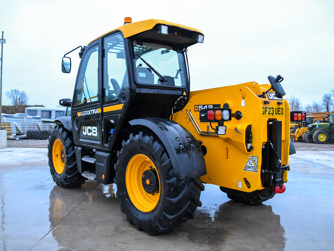 2024 JCB 542-70 AgriXtra 