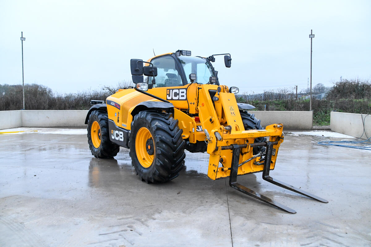 JCB 2024 742-70 AgriXtra