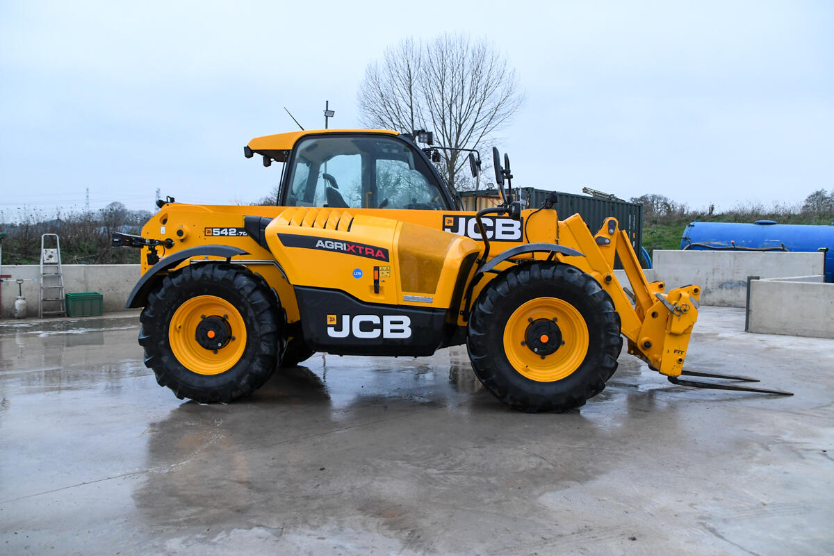 JCB 2024 742-70 AgriXtra