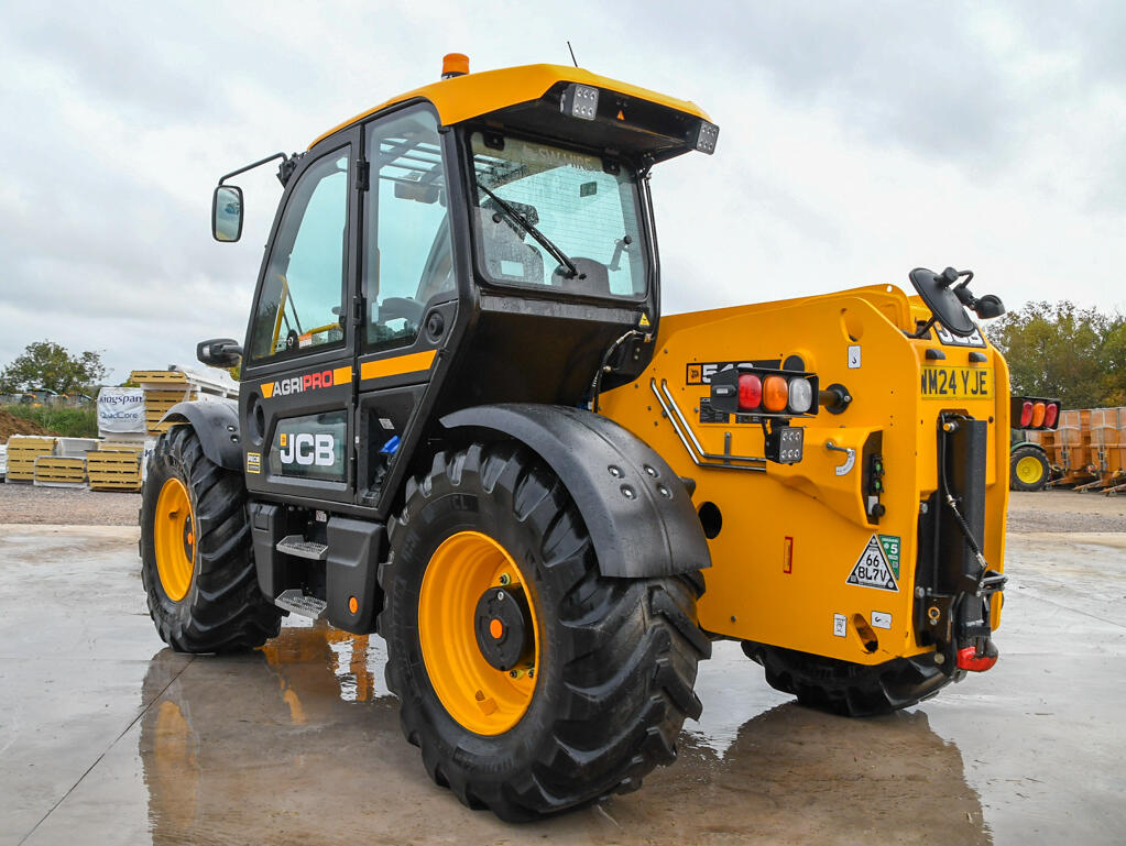 JCB 542-70 AgriPro 