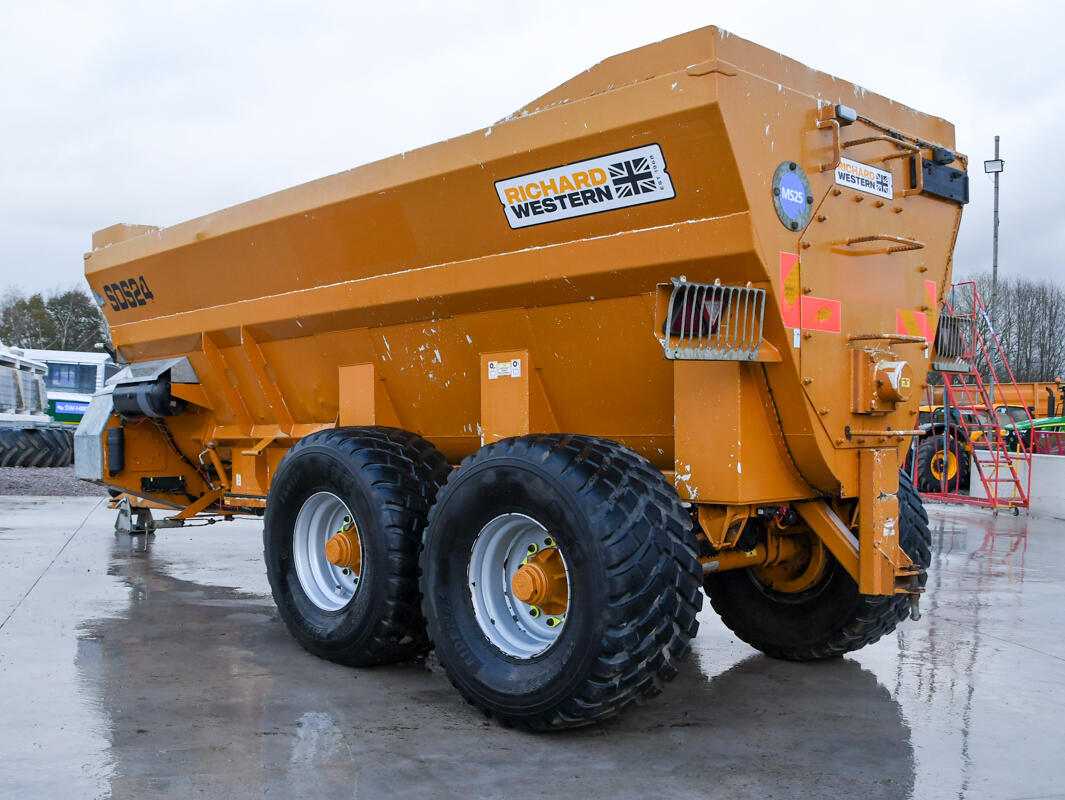 Richard Western SDS24