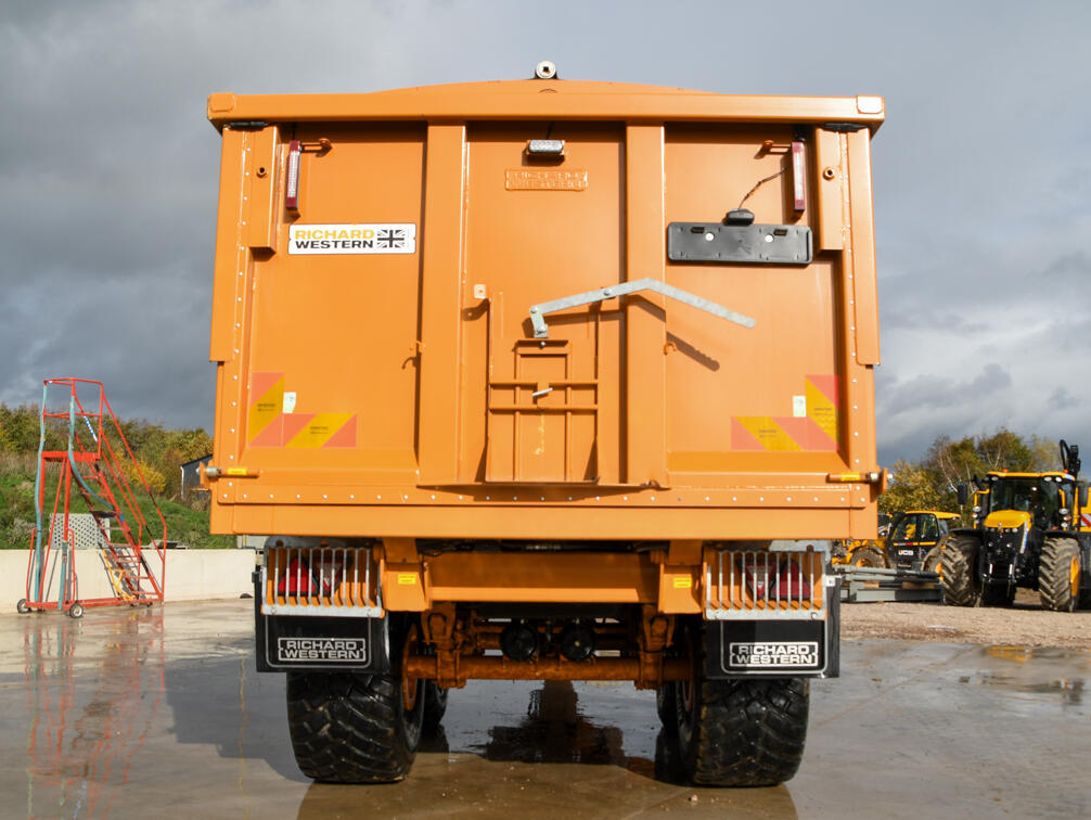 Richard Western SF18HSplus