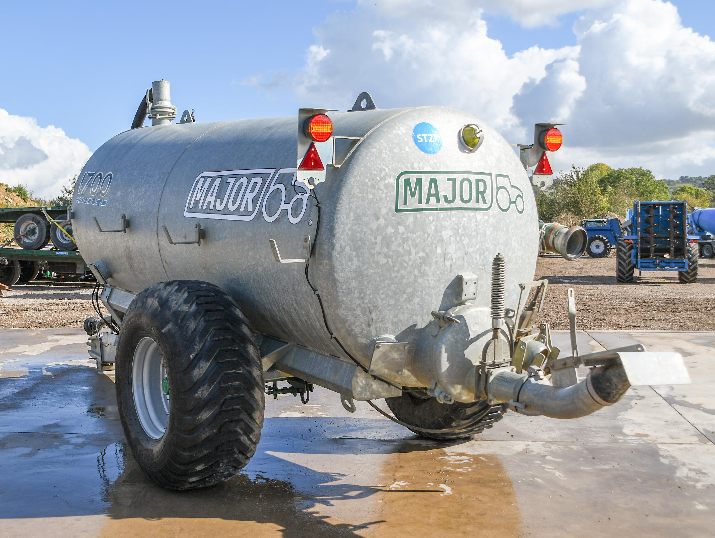 Major tankers 1700 galvanised bowser on a concrete pad