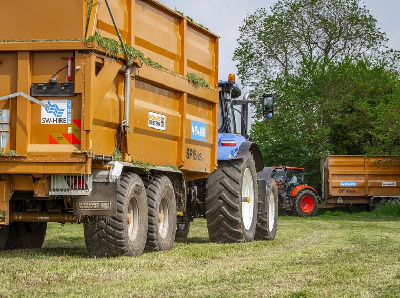 SW hire Richard WesternSF16HS silage trailers, New Holland and Kubota Tractors