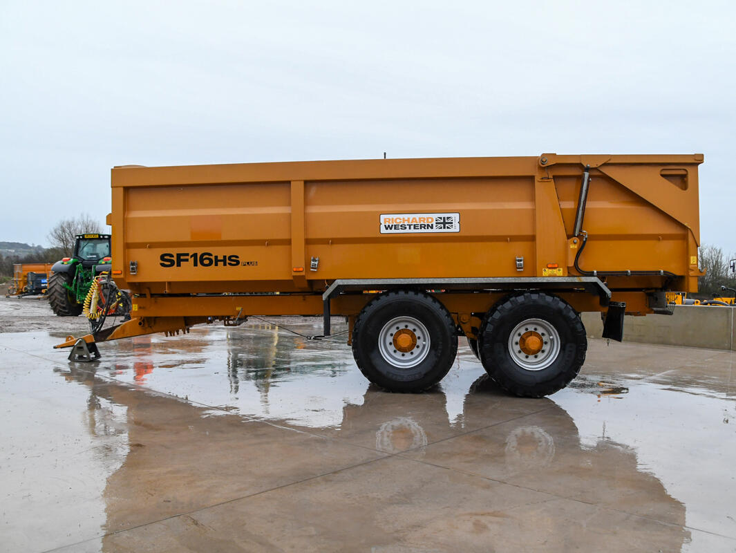 2021 Richard Western SF16HS Grain Trailer