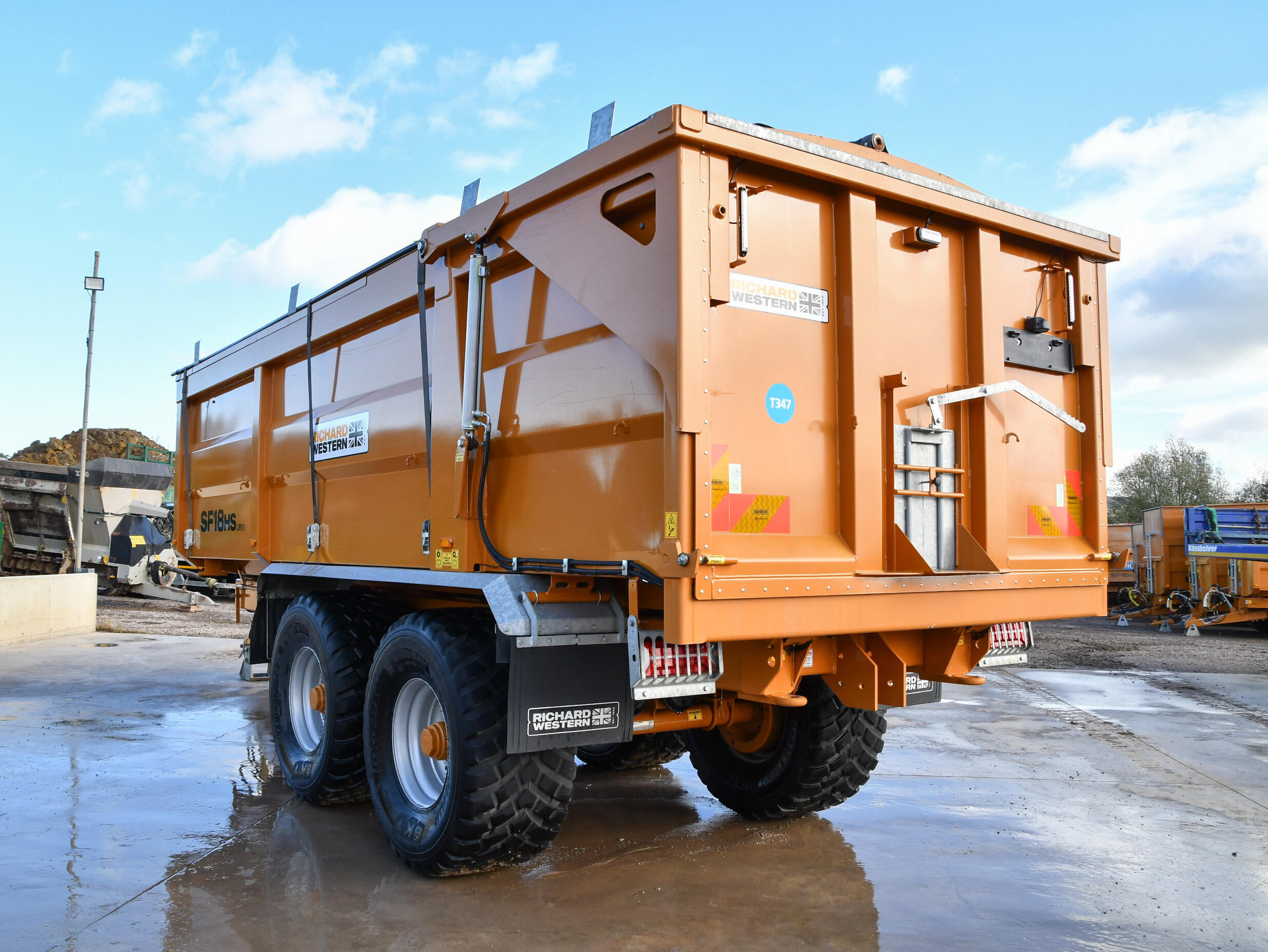 Richard Western SF18HS Grain Trailer with rollover sheet