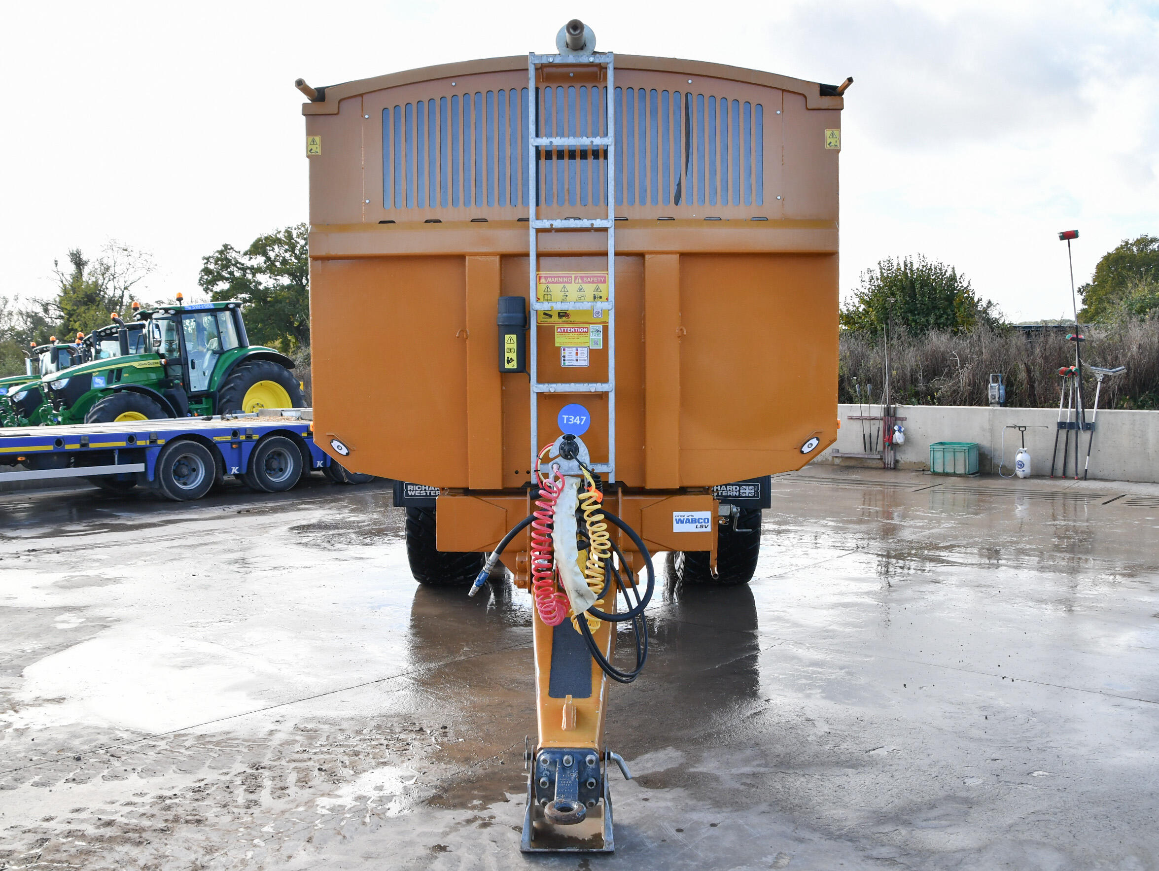 Richard Western SF18HS Grain Trailer with rollover sheet