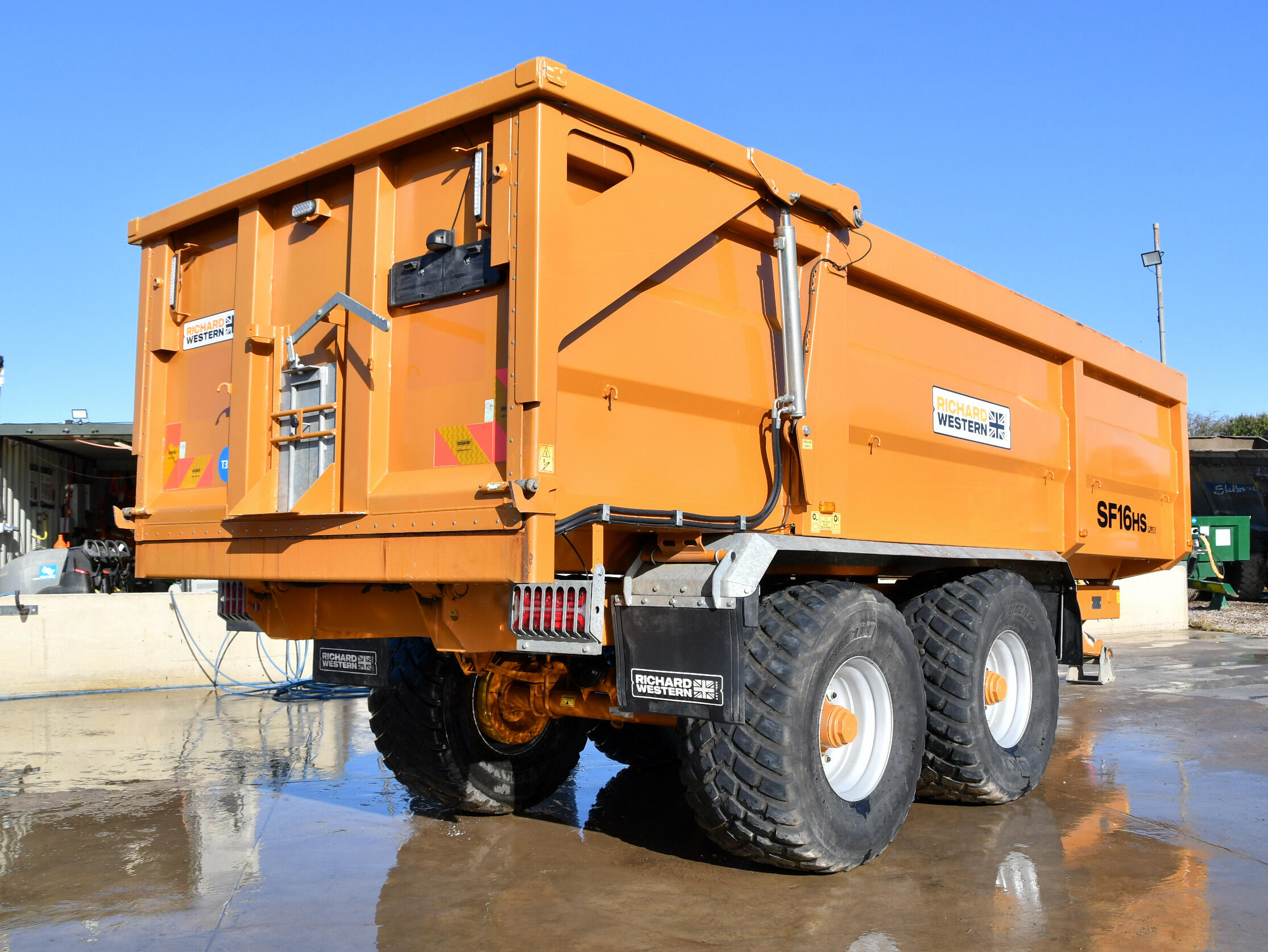 Richard Western SF16HS Grain Trailer