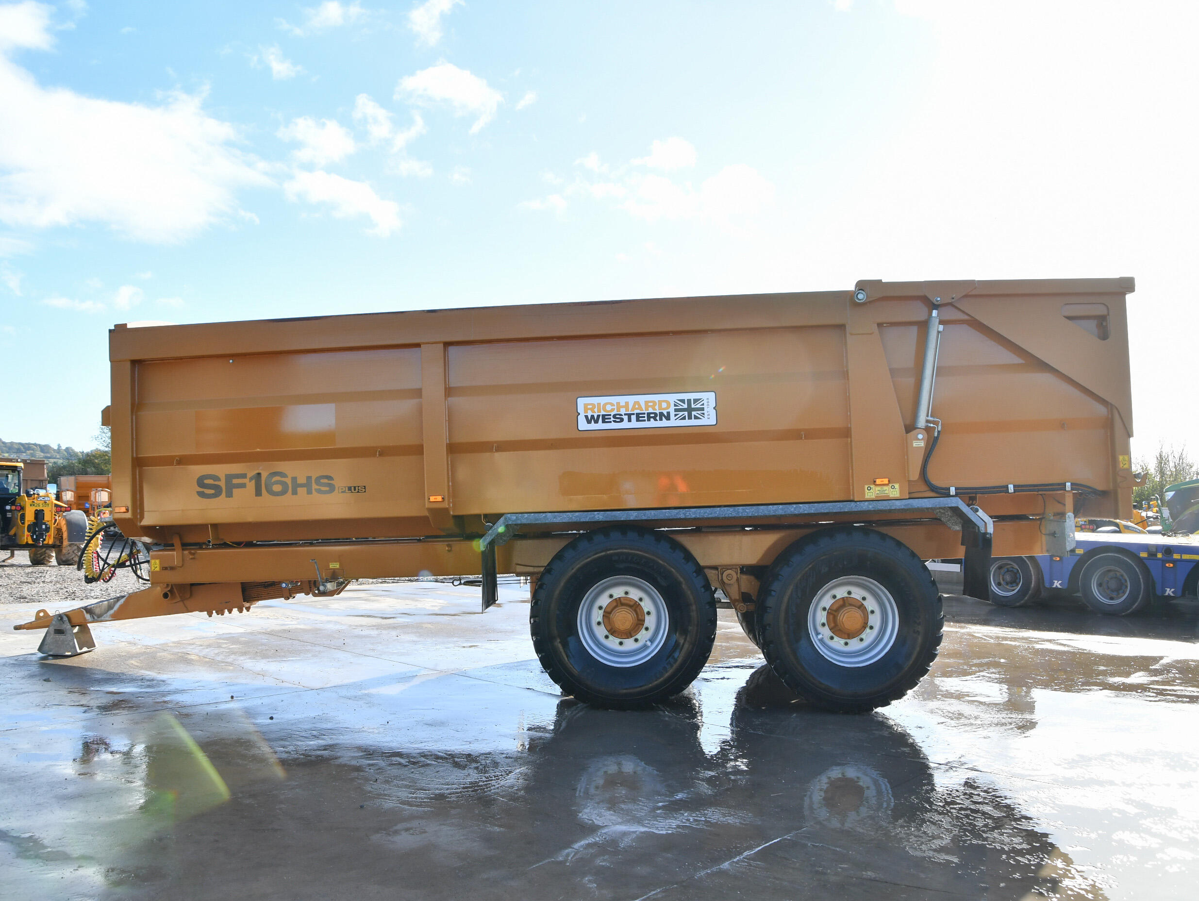 Richard Western SF16HS Grain Trailer