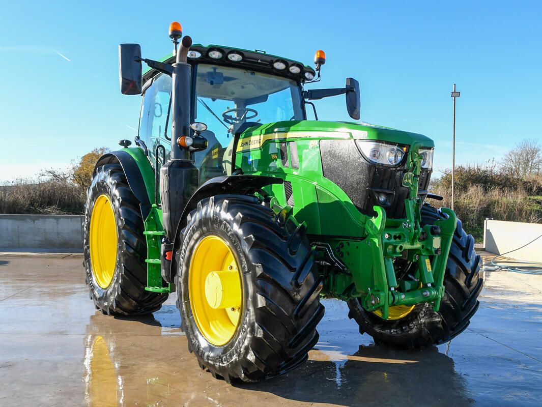 John Deere 6R155
