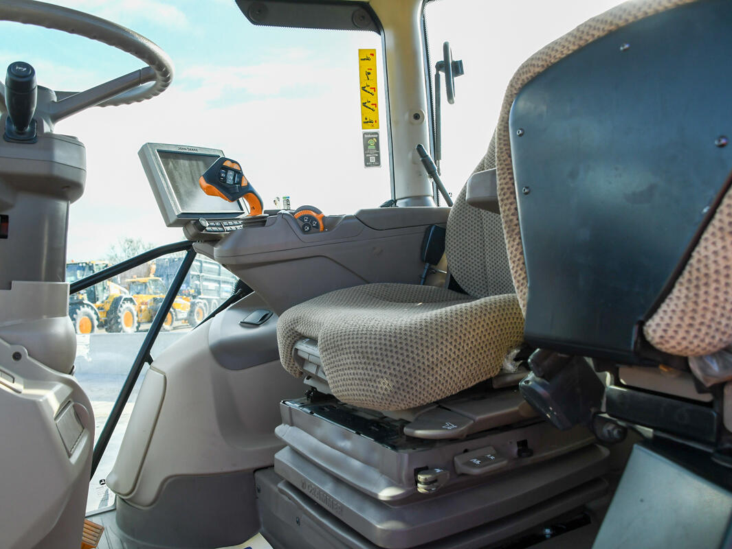 2023 John Deere 6R185